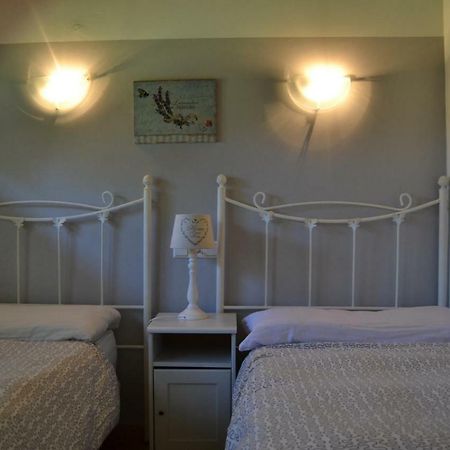 Apartamentos Rurales La Cirigueena Олес Экстерьер фото