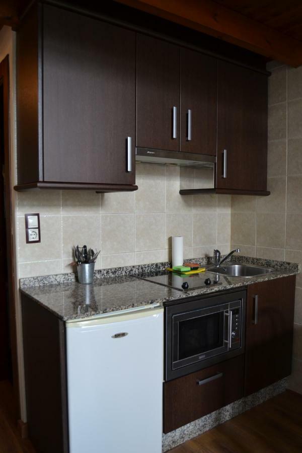 Apartamentos Rurales La Cirigueena Олес Экстерьер фото